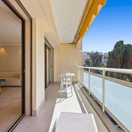 Daire Ref 2021 -cannes Centre Croisette - For Rent
